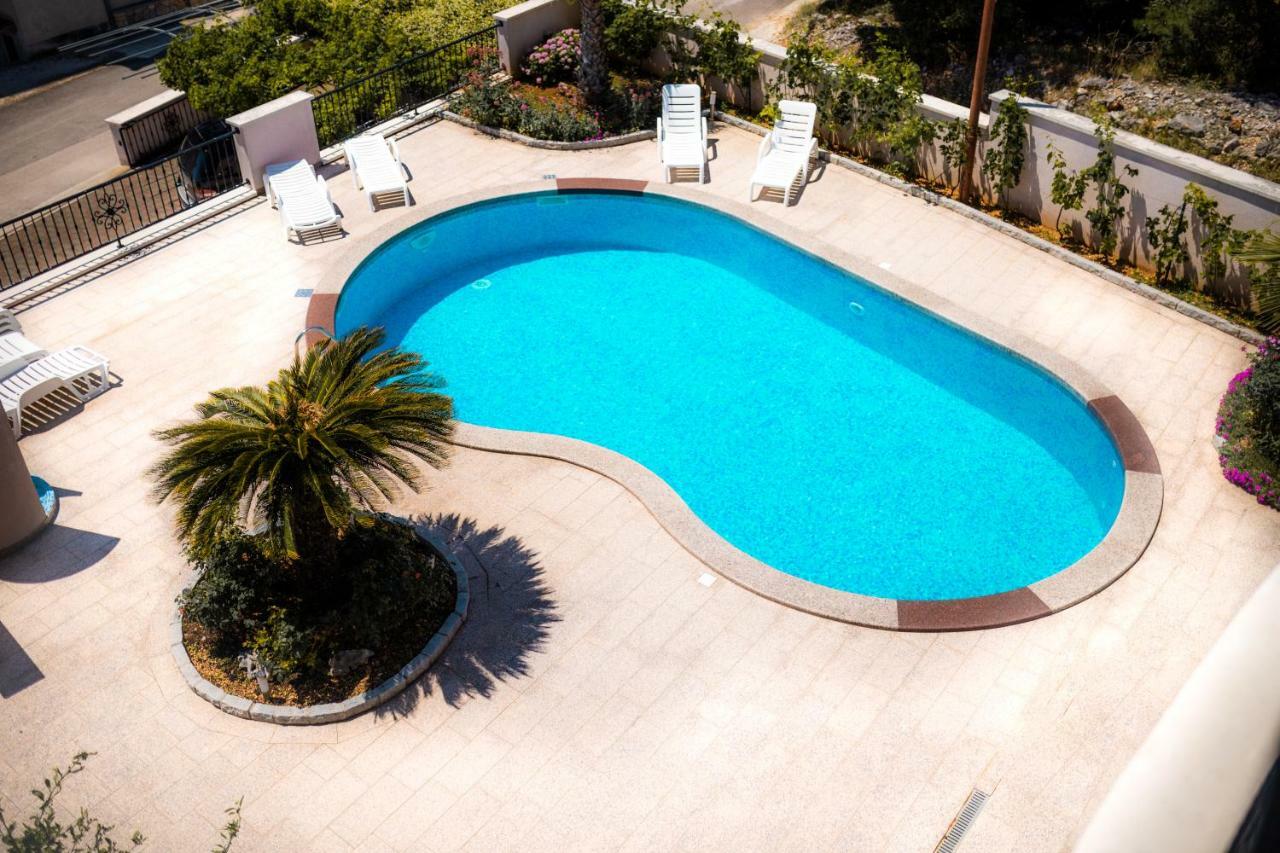 Villa Velebit Primosten Bagian luar foto
